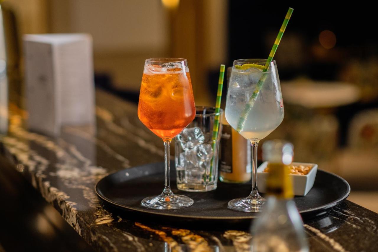 Golden Tulip Lyon Ouest Techlid Hotel & Spa Limonest Kültér fotó