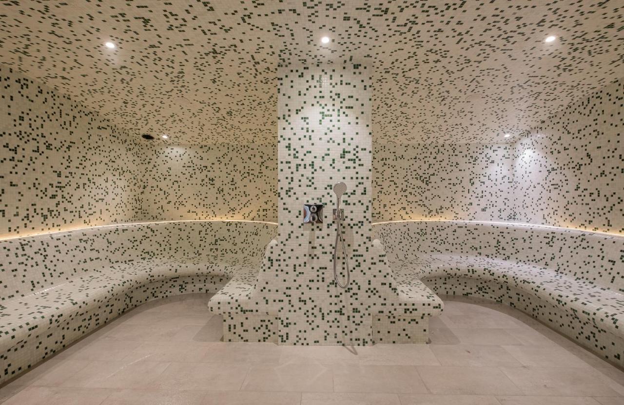 Golden Tulip Lyon Ouest Techlid Hotel & Spa Limonest Kültér fotó