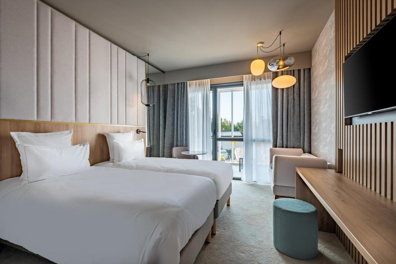 Golden Tulip Lyon Ouest Techlid Hotel & Spa Limonest Szoba fotó