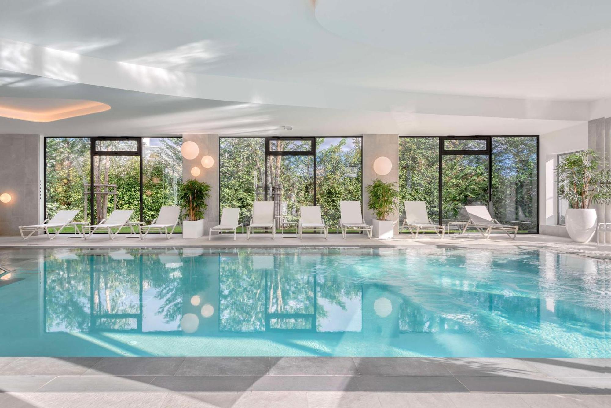 Golden Tulip Lyon Ouest Techlid Hotel & Spa Limonest Kültér fotó