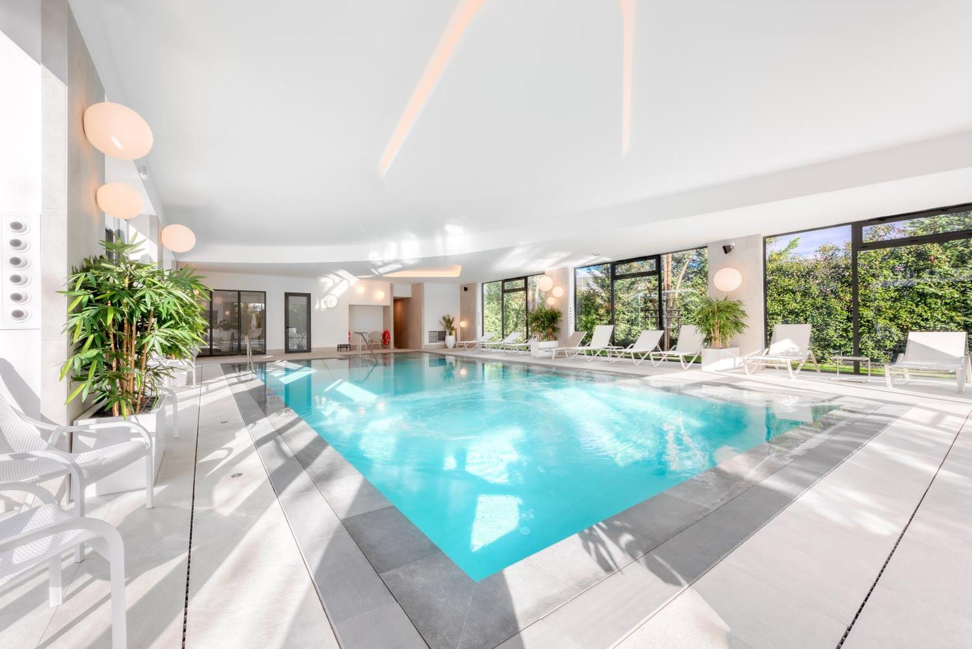 Golden Tulip Lyon Ouest Techlid Hotel & Spa Limonest Kültér fotó