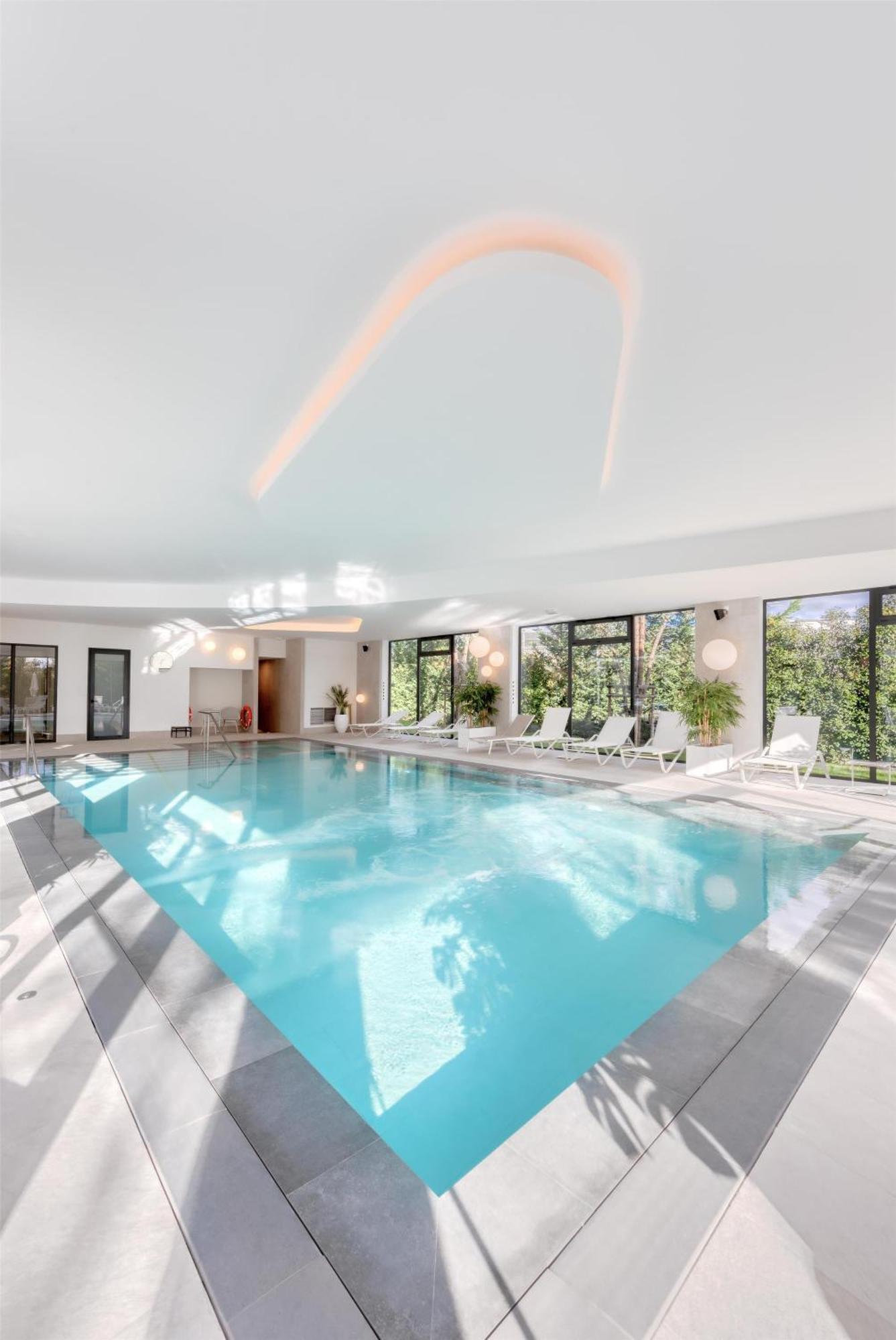 Golden Tulip Lyon Ouest Techlid Hotel & Spa Limonest Kültér fotó